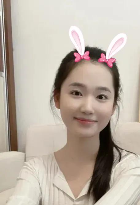 如果我們能夠在一起，我會告訴你一個新疆兵團好女孩兒的大學故事