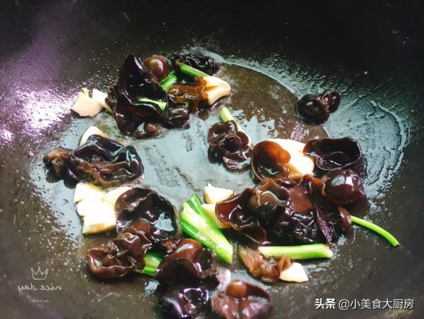 九月,吃豬肉不如吃這菜,營養好吃又實惠,解饞開胃,孩子特愛吃 九月,吃豬肉不如吃這菜,營養好吃又實惠,解饞開胃,孩子特愛吃