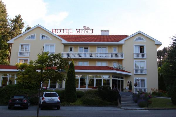 帶你走進匈牙利的古城維斯普雷姆(Veszprem) 帶你走進匈牙利的古城維斯普雷姆(Veszprem)