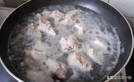 燉排骨煮肉，記住3放1不放，肉嫩不柴，關鍵還沒腥味