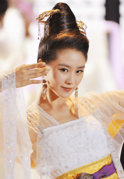 5位新生代仙俠劇“女神們”，熱巴當之無愧，任敏更是靈氣逼人