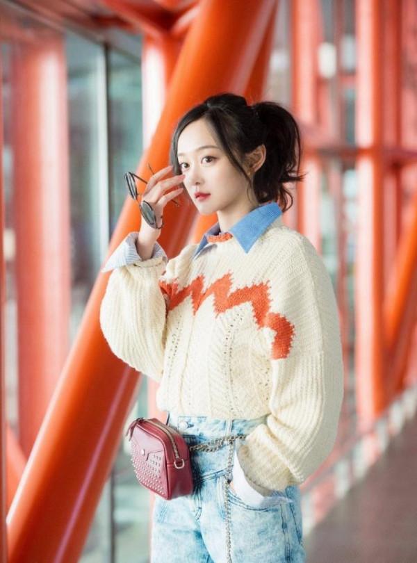 中國內地女演員何泓姍