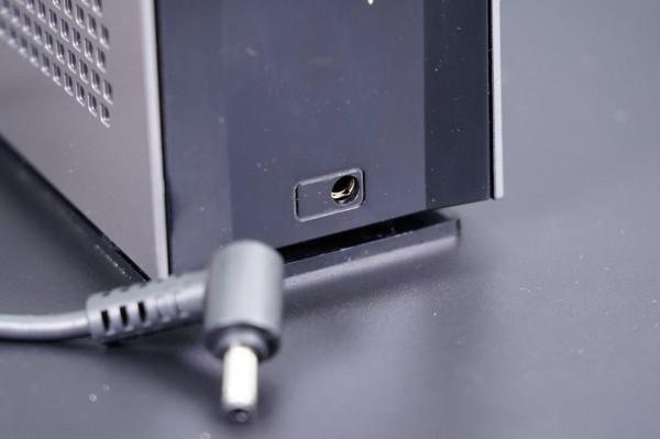 機械革命 &sol; 機械師 &sol; XMG 12代遊戲本水冷散熱拆解