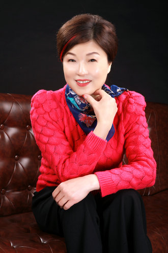 韓寧寧：以時代藝術創作書法之美