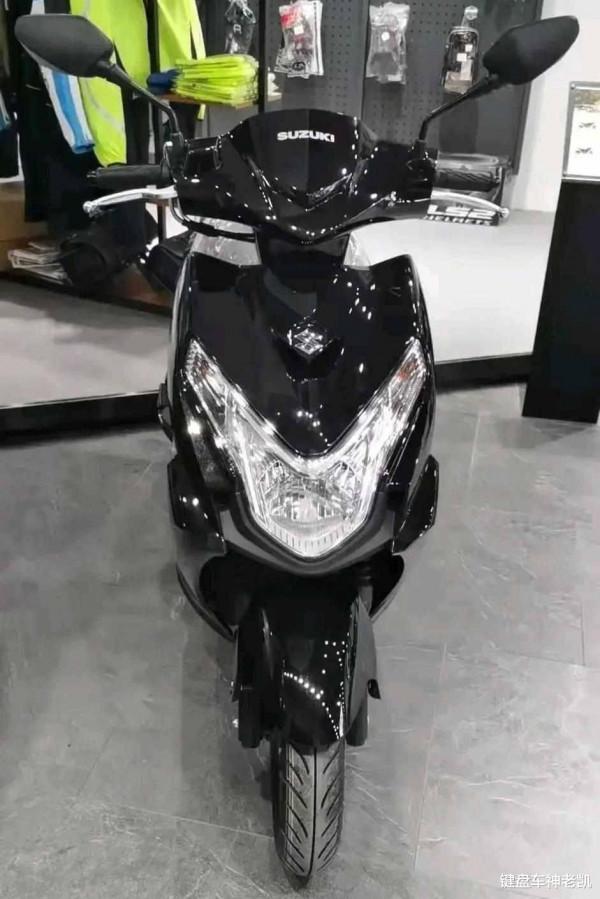 鈴木UE125T亮相，正式命名為“優驛”，售價或介於UU、UY之間