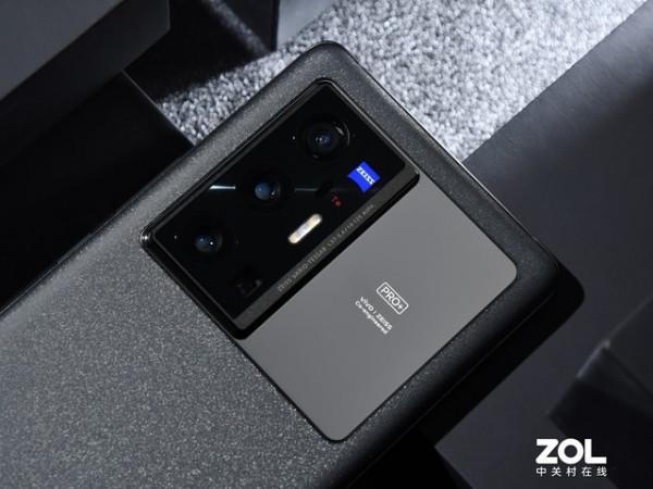 拍照手機選購指南:高畫素並不決定一切 拍照手機選購指南:高畫素並不決定一切