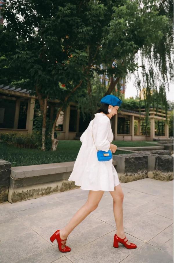 “富婆們”為什麼都愛穿連衣裙? “富婆們”為什麼都愛穿連衣裙?