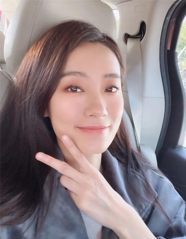 張小斐向我們揭示成功的意義,穿衣從快時尚到高奢 張小斐向我們揭示成功的意義,穿衣從快時尚到高奢