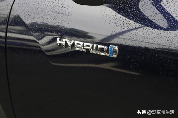 6月25日將上市 內外煥新,搭載2.5L混動系統,全新漢蘭達到店實拍 6月25日將上市 內外煥新,搭載2.5L混動系統,全新漢蘭達到店實拍