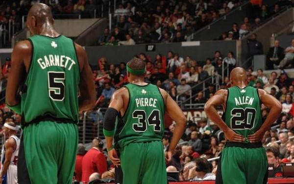 NBA球隊內訌事件:獨行俠3J組合解體因紅顏禍水,湖人兩次上榜 NBA球隊內訌事件:獨行俠3J組合解體因紅顏禍水,湖人兩次上榜