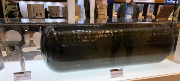 即將彎道超車的氫燃料電池車IV型高壓儲氫氣瓶 即將彎道超車的氫燃料電池車IV型高壓儲氫氣瓶