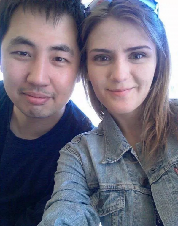 浙江農村小夥子娶英國美女為妻,婚後丈母孃資助百萬讓小兩口買房 浙江農村小夥子娶英國美女為妻,婚後丈母孃資助百萬讓小兩口買房