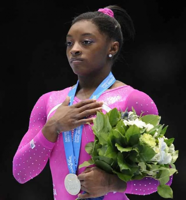 美國體壇重磅醜聞！體操名將控訴隊醫性侵，並直指FBI翫忽職守