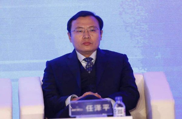 生育率跌破1％，放開三胎無人響應，專家建議：不生孩子福利下降