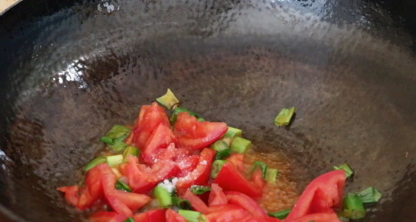 吃了30年疙瘩湯，這做法最神奇，攪疙瘩不放水，太厲害了