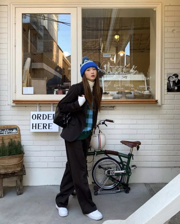 你還在穿小黑褲嗎?今冬流行這5條褲子 你還在穿小黑褲嗎?今冬流行這5條褲子