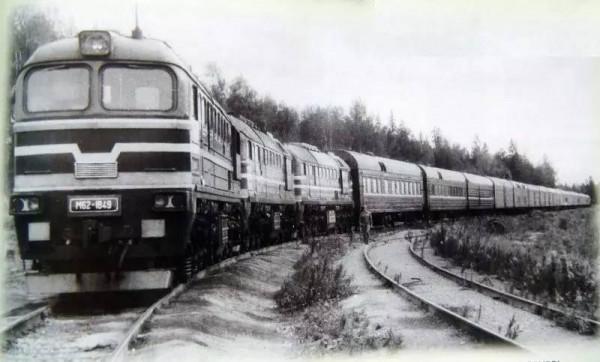 從破冰到發射僅4分鐘，俄羅斯潛艇部署北冰洋，美國為何會緊張？