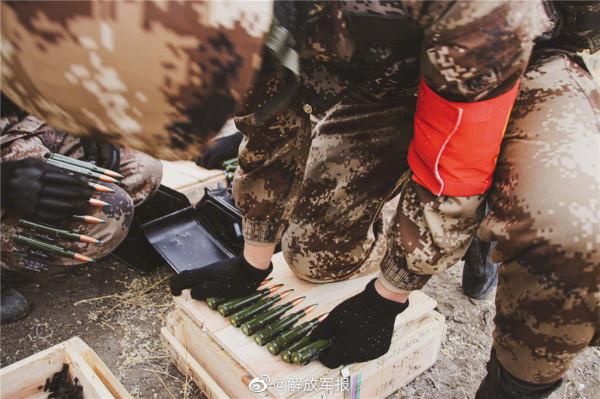 烎！烎！烎！直擊邊防官兵多種實彈射擊現場