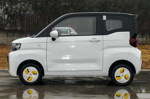 新車 | 售2.99萬元起,競爭五菱宏光MINIEV!奇瑞QQ冰淇淋正式上市 新車 | 售2.99萬元起,競爭五菱宏光MINIEV!奇瑞QQ冰淇淋正式上市