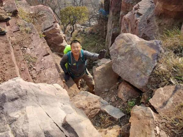 徒步白雲寺渡槽一一絕壁大梯一一上白雲一一白雲寺 徒步白雲寺渡槽一一絕壁大梯一一上白雲一一白雲寺
