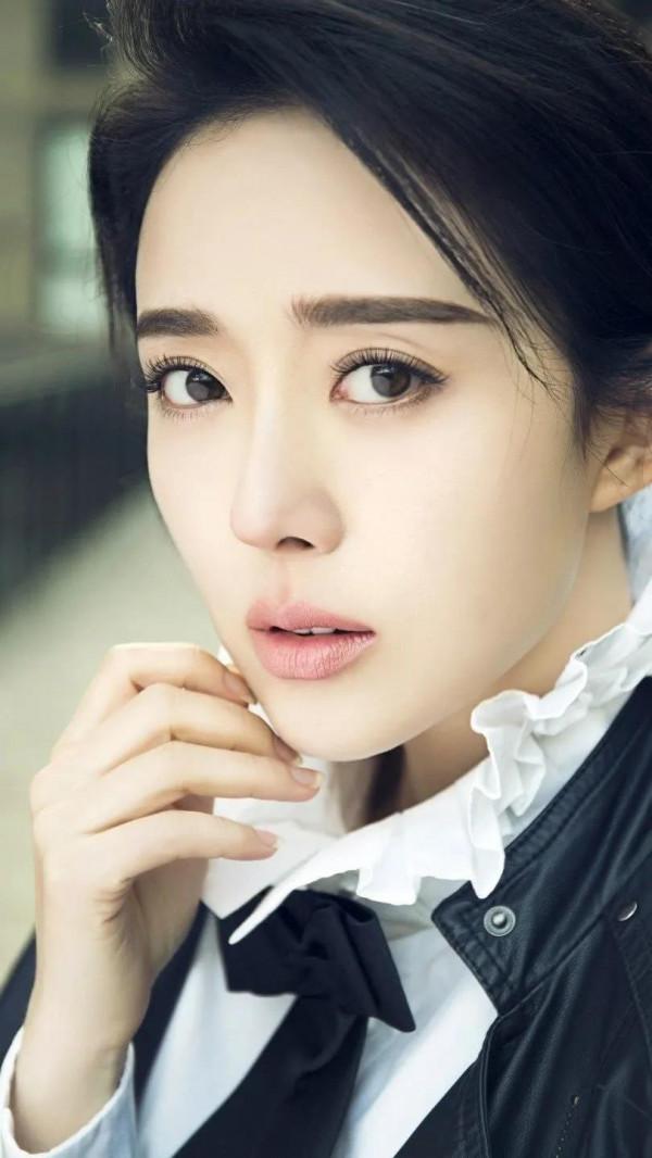 顏丹晨高畫質桌布