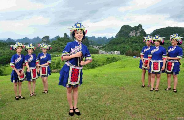 五音不全的咋辦咯!仫佬族婚嫁習俗(少數民族版) 五音不全的咋辦咯!仫佬族婚嫁習俗(少數民族版)