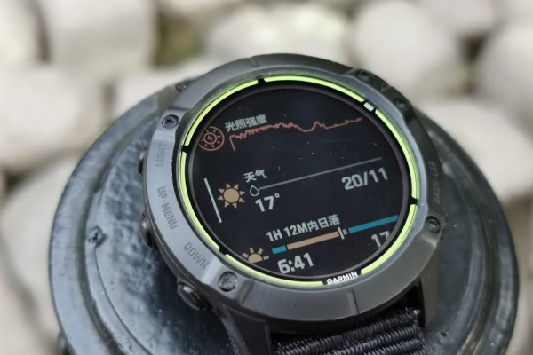 Garmin Enduro手錶:超長續航,通勤+運動至少1個月都不需充電 Garmin Enduro手錶:超長續航,通勤+運動至少1個月都不需充電