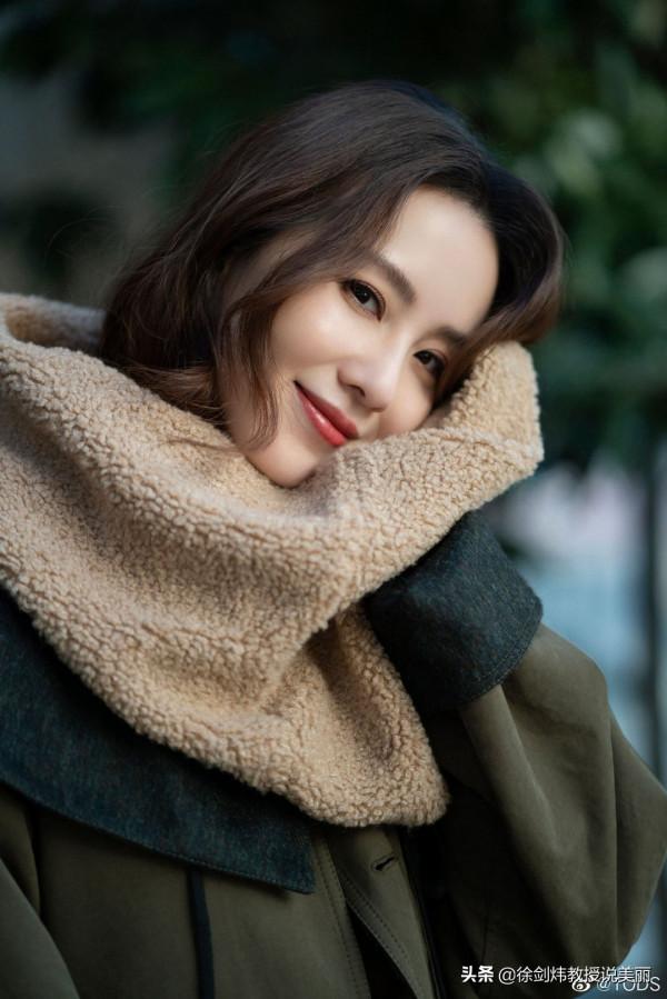 劉詩詩這臉這身材真的是絕啦溫溫柔柔的 劉詩詩這臉這身材真的是絕啦溫溫柔柔的