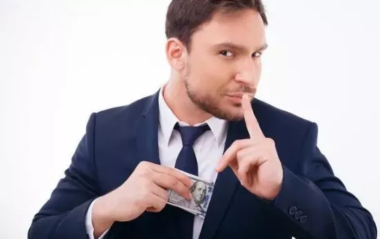 關係再好，也別跟別人透露這3個資訊，容易招惹是非