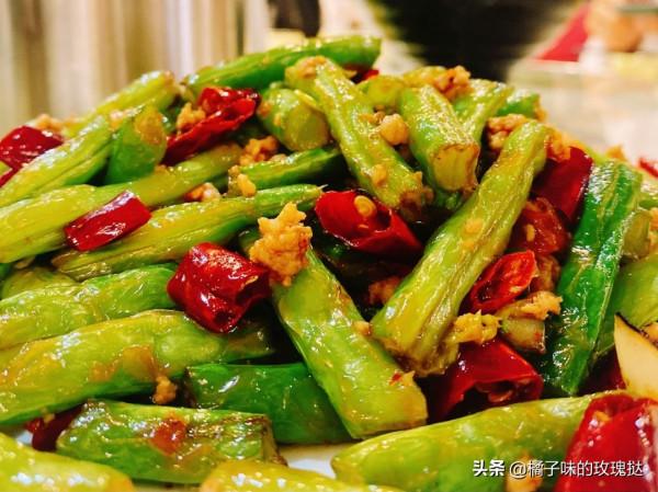 味美的家常小炒推薦:油炒黃瓜幹,乾煸肉沫四季豆,蠔油手撕包菜 味美的家常小炒推薦:油炒黃瓜幹,乾煸肉沫四季豆,蠔油手撕包菜