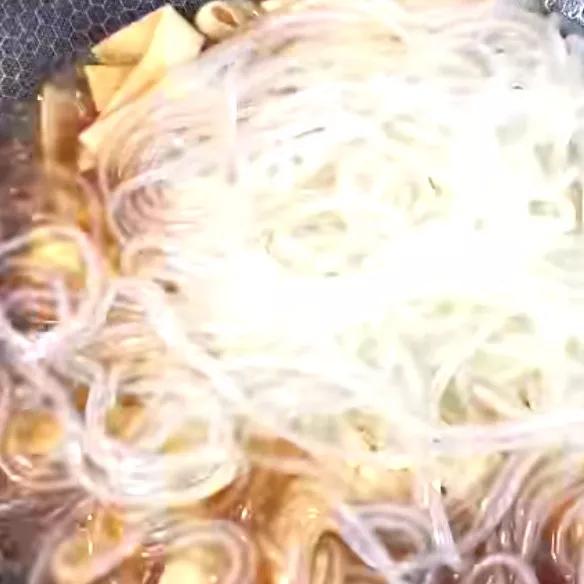 在家炒個農家土菜,五花肉,加雞蛋,吃起來不香嗎 在家炒個農家土菜,五花肉,加雞蛋,吃起來不香嗎