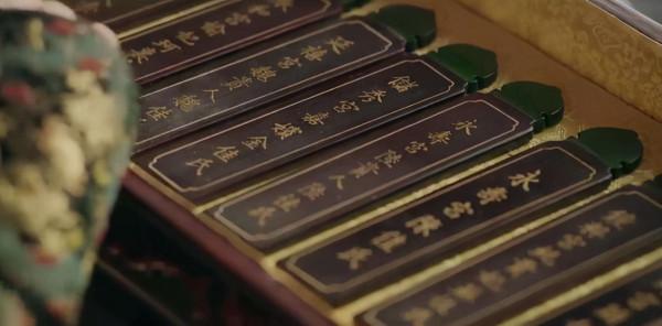 皇帝的一天怎麼過？乾隆3點起床，7點翻牌子開始“平凡”的一天