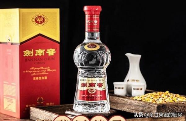 過年喝什麼酒？推薦5款價效比高的白酒，不買貴只求價效比