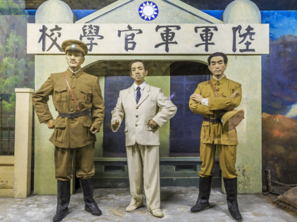 揭秘藍衣社：由黃埔學生自發成立的愛國組織，後來咋成特務組織？