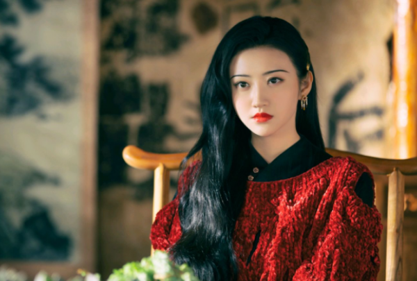 剛播1天，擠到飆升榜熱度第1，豆瓣全是好評，丁嘉文又選對劇本了