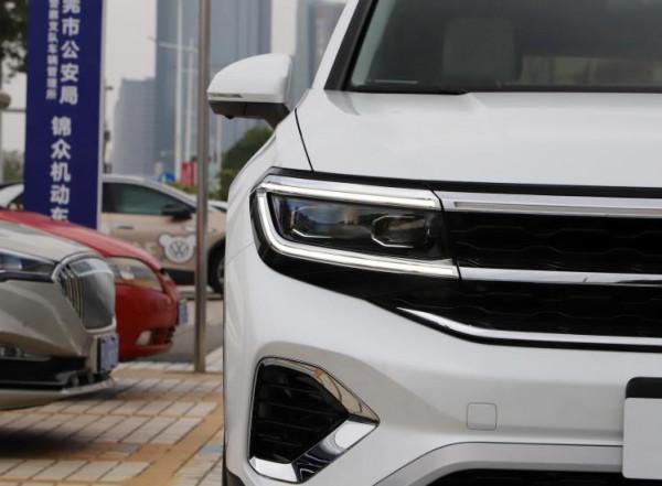 攬境突破途昂瓶頸,車長超過5.1米,2.5T爆299馬力,6座媲美MPV 攬境突破途昂瓶頸,車長超過5.1米,2.5T爆299馬力,6座媲美MPV