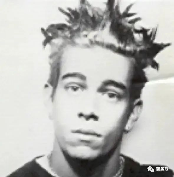 45歲“矽谷第一單身漢”辭任CEO:精英鮮肉為啥變中年“糙漢”? 45歲“矽谷第一單身漢”辭任CEO:精英鮮肉為啥變中年“糙漢”?