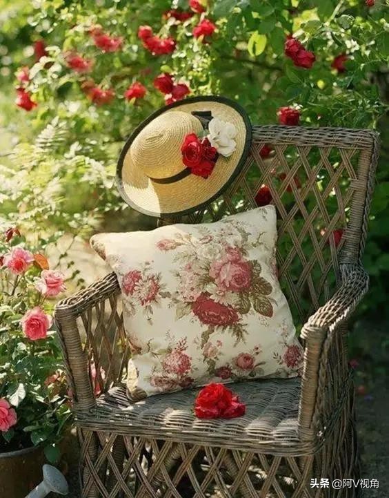 什麼才是人生最幸福的事，2022年我想有個開滿花的院子