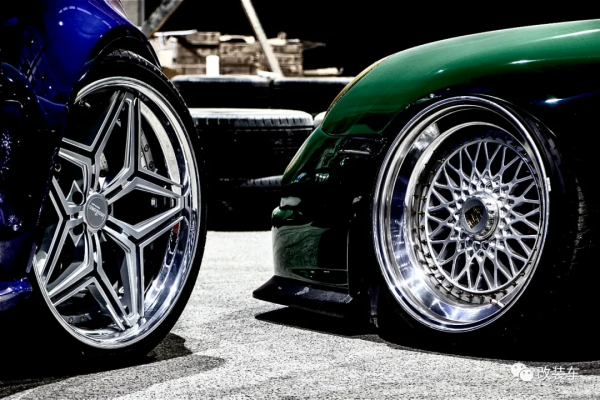 保時捷車主為了帶娃再添奧迪RS6，給孩子一個完美的童年