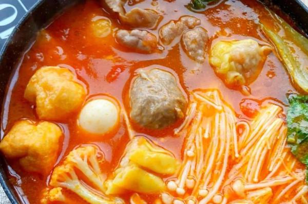 鍋氣十足！伴您渡過寒冷冬天！6種特色火鍋做法送給你