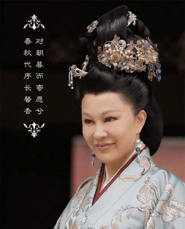 9位“痴迷整容”的女星,明知矽膠臉恐怖,為何還是前仆後繼? 9位“痴迷整容”的女星,明知矽膠臉恐怖,為何還是前仆後繼?