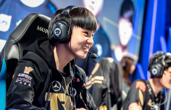 姿態被氣到下播！德杯預選賽，芒果魚超神，狂隊無緣德杯正賽