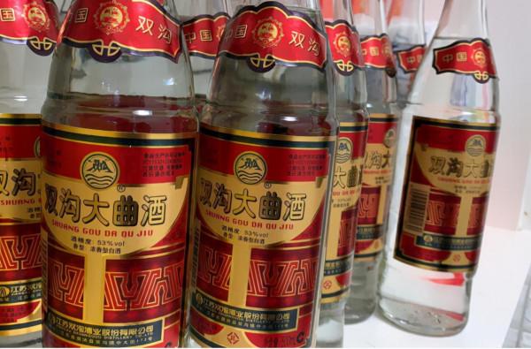 因包裝簡陋，這6種“廉價”白酒常被忽略，其實都是老牌好酒