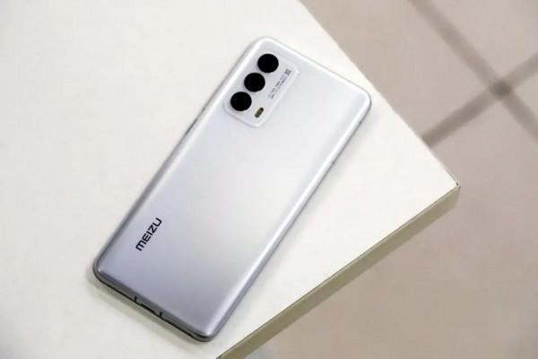 iPhone 13真不香了，這三款旗艦才是更好地選擇