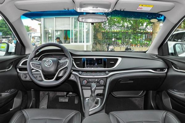 別克英朗降4.5萬,8月份賣2.5萬輛,排同級第三,1.5L+6AT是賣點 別克英朗降4.5萬,8月份賣2.5萬輛,排同級第三,1.5L+6AT是賣點