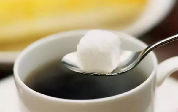 喝中藥時，儘量少吃這4類食物，再喜歡也請管住嘴，以免影響藥效