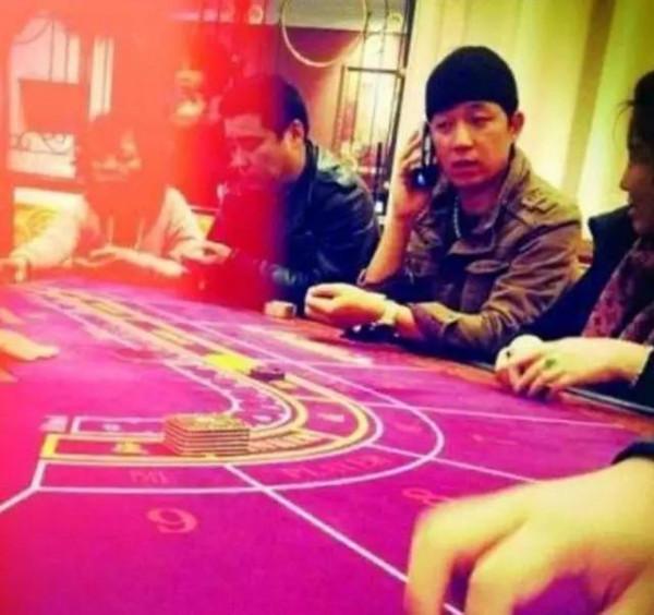 “從紅極一時到淒涼”的七位男星,每個都很可憐,還有人靠老婆養 “從紅極一時到淒涼”的七位男星,每個都很可憐,還有人靠老婆養