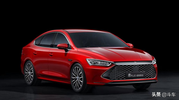 11月轎車銷量前十出爐，軒逸穩居榜首，凱美瑞超越雅閣