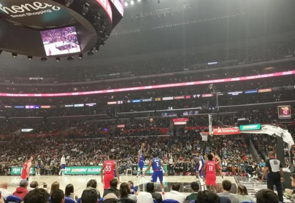 去美國看一場 NBA 真的要花很多錢嗎？