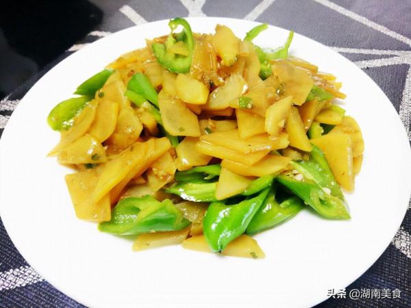 尖椒土豆片好吃有訣竅，學會這做法，鮮香入味，上桌就被搶光